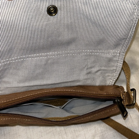 NWOT Carhartt Legacy Women's Essentials Crossbody BagWaist Pouch, Carhartt Brown - Picture 3 of 6